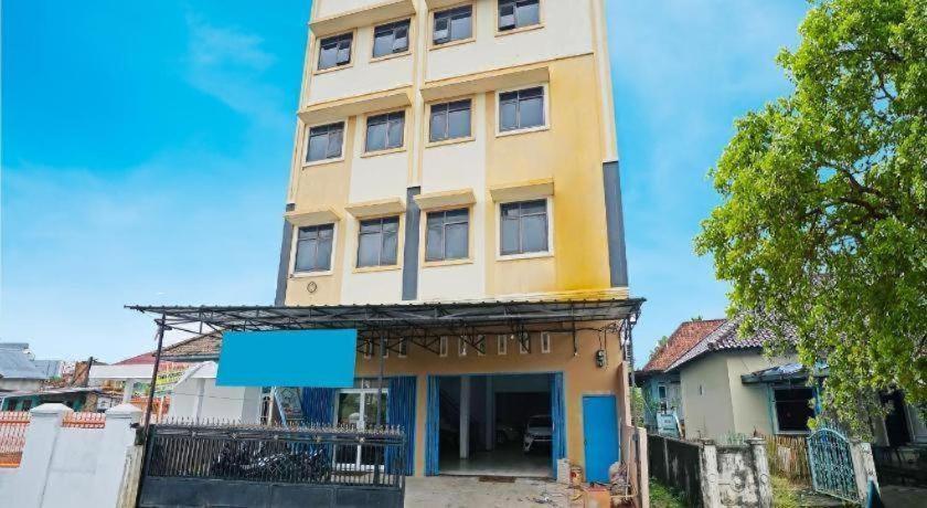 Oyo 91559 Kost Bangau Syariah Hotel Perabumulih Exterior foto