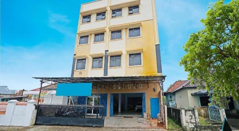 Oyo 91559 Kost Bangau Syariah Hotel Perabumulih Exterior foto